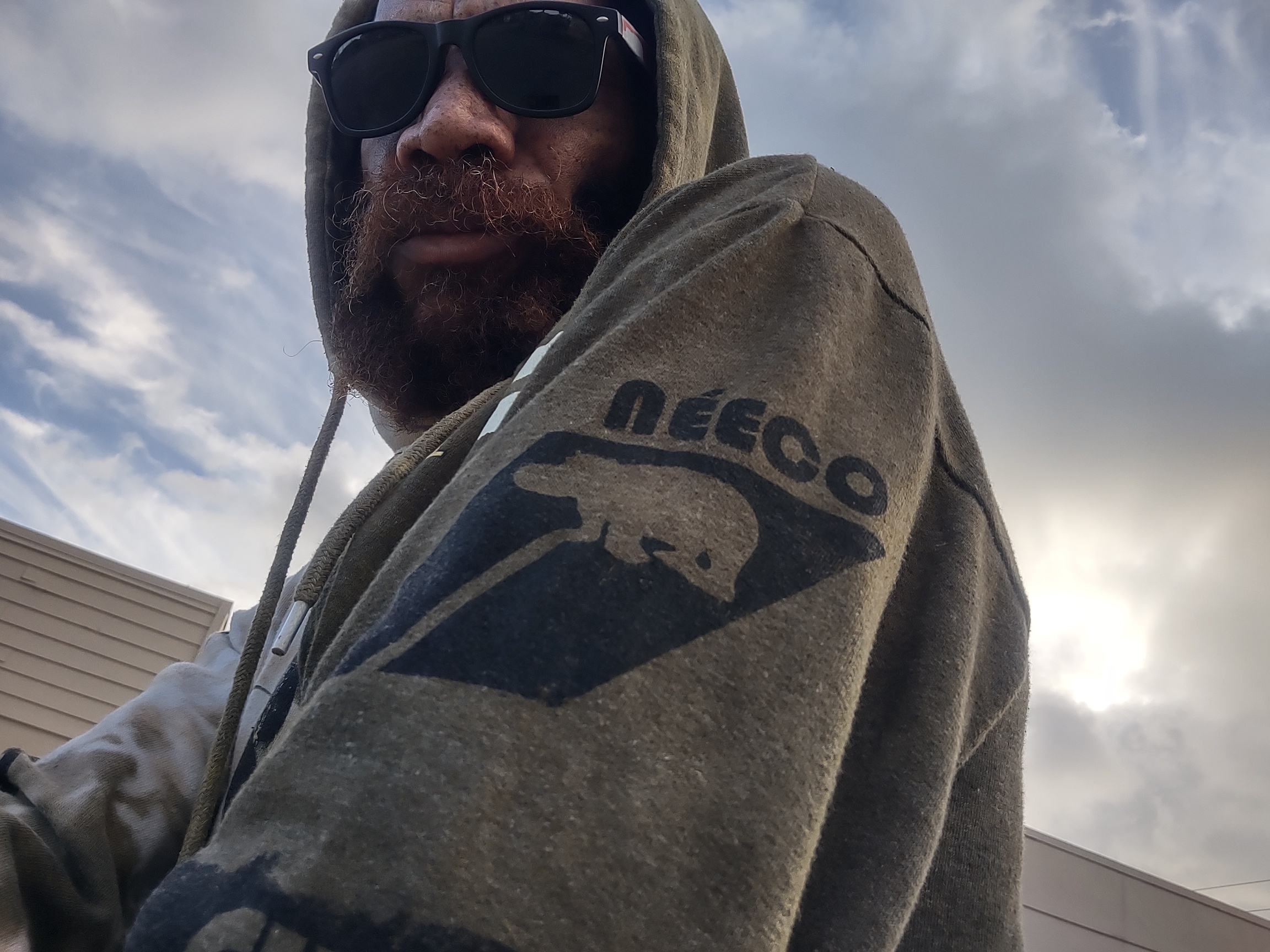 NEECO Long Sleeve Black print Brown Fabric